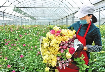 鮮花鋪就